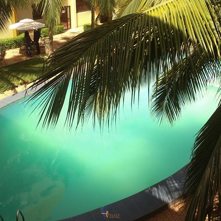 Palace Hotel Ouagadougou Dış mekan fotoğraf
