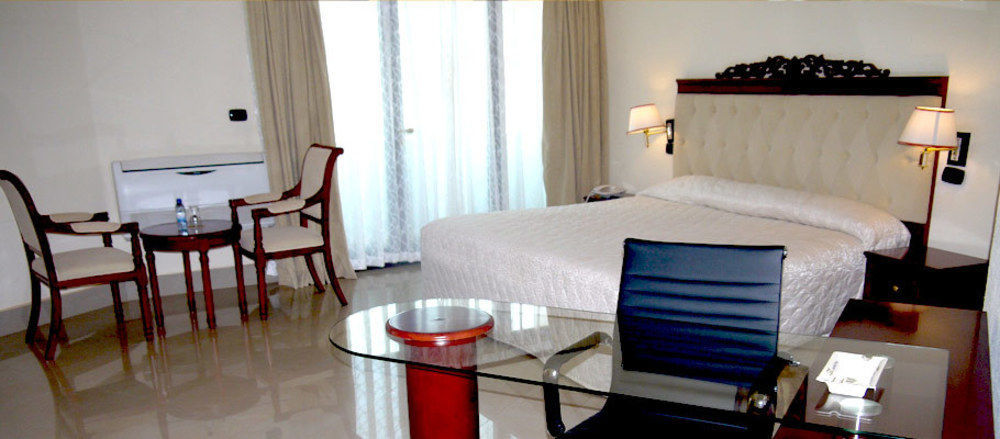 Palace Hotel Ouagadougou Dış mekan fotoğraf