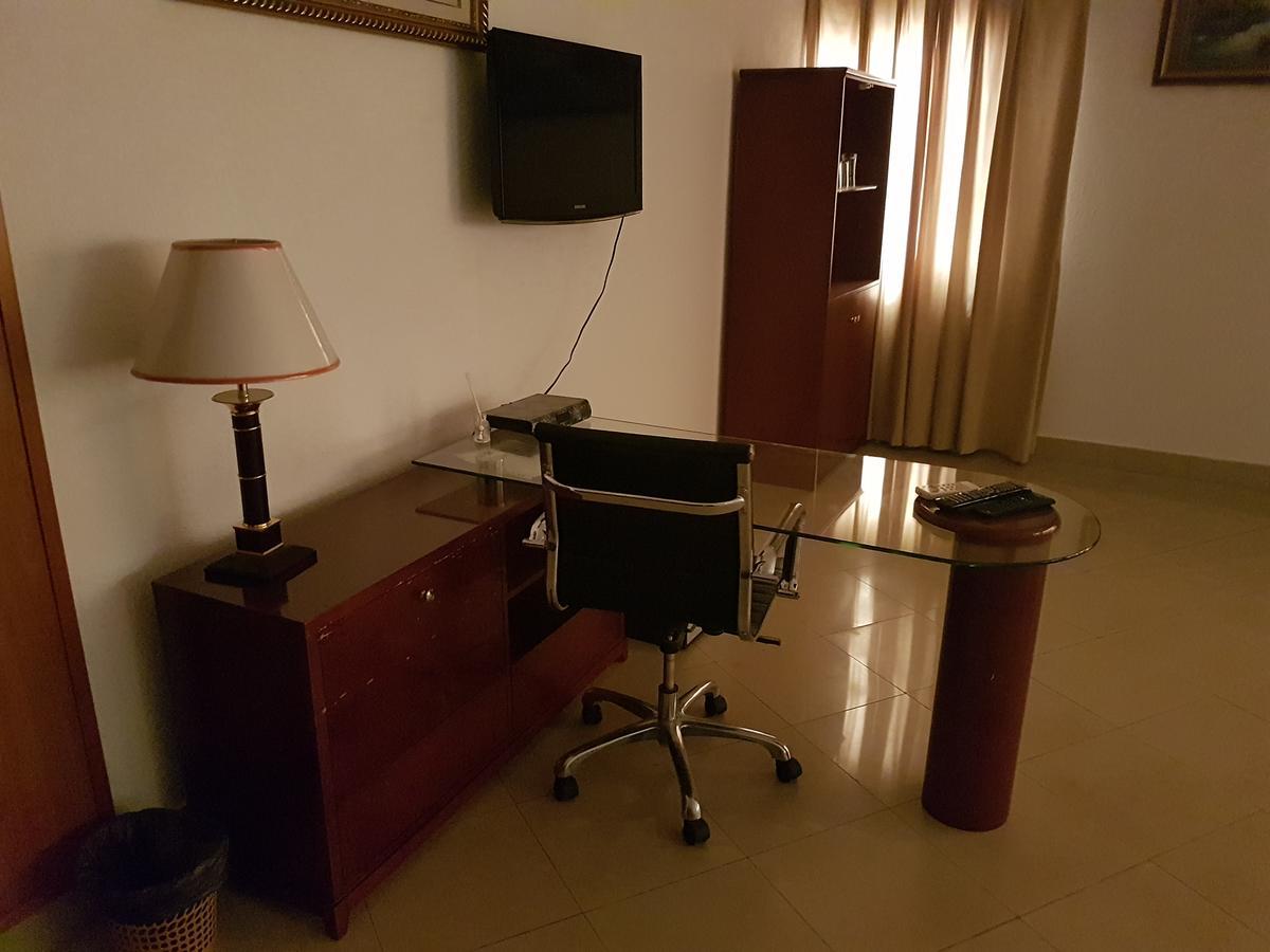 Palace Hotel Ouagadougou Dış mekan fotoğraf