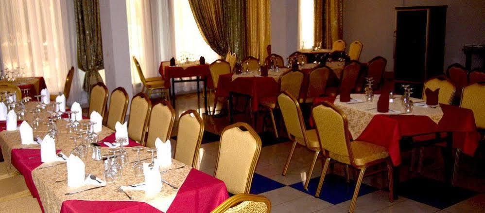 Palace Hotel Ouagadougou Dış mekan fotoğraf
